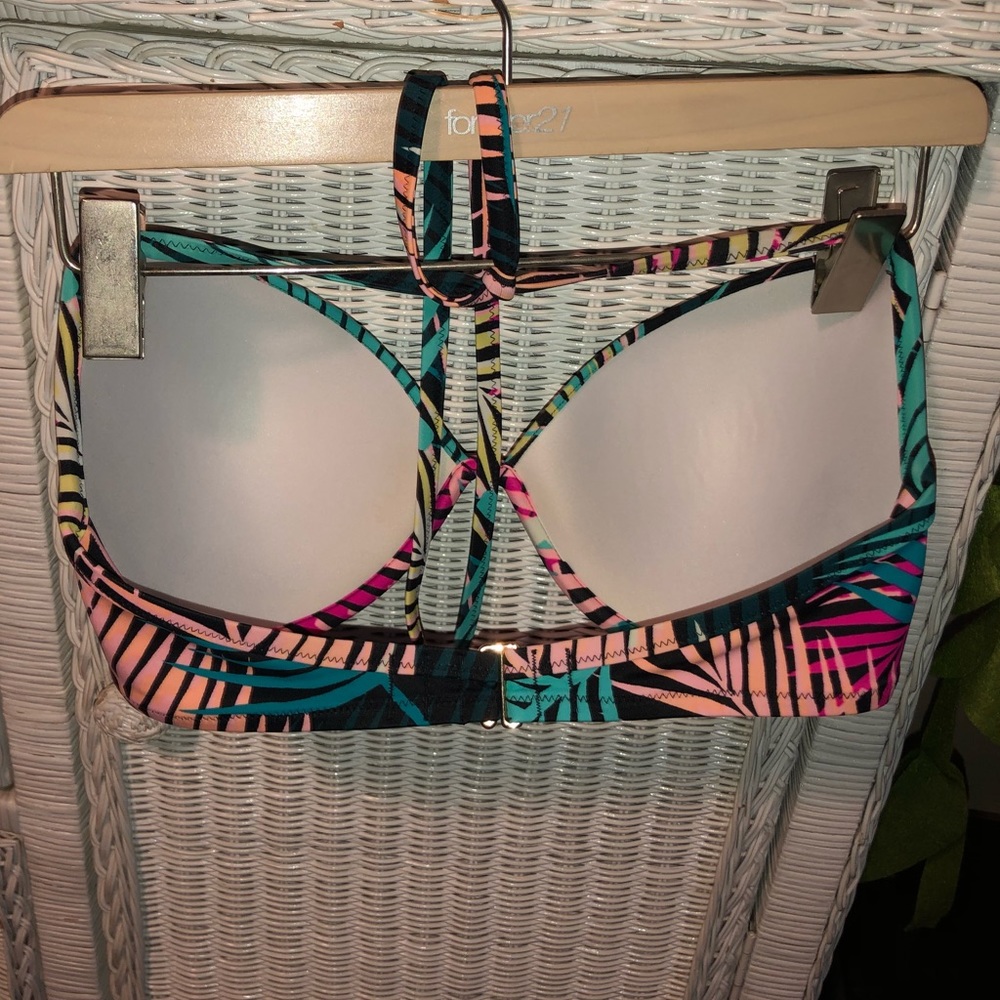 NWOT bikini top - Picture 2 of 3